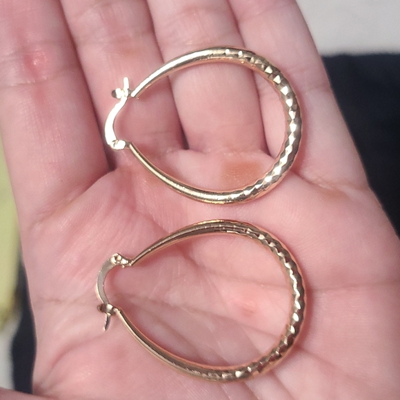 Gold Filled Hoop Earrings - Picture 5 of 5